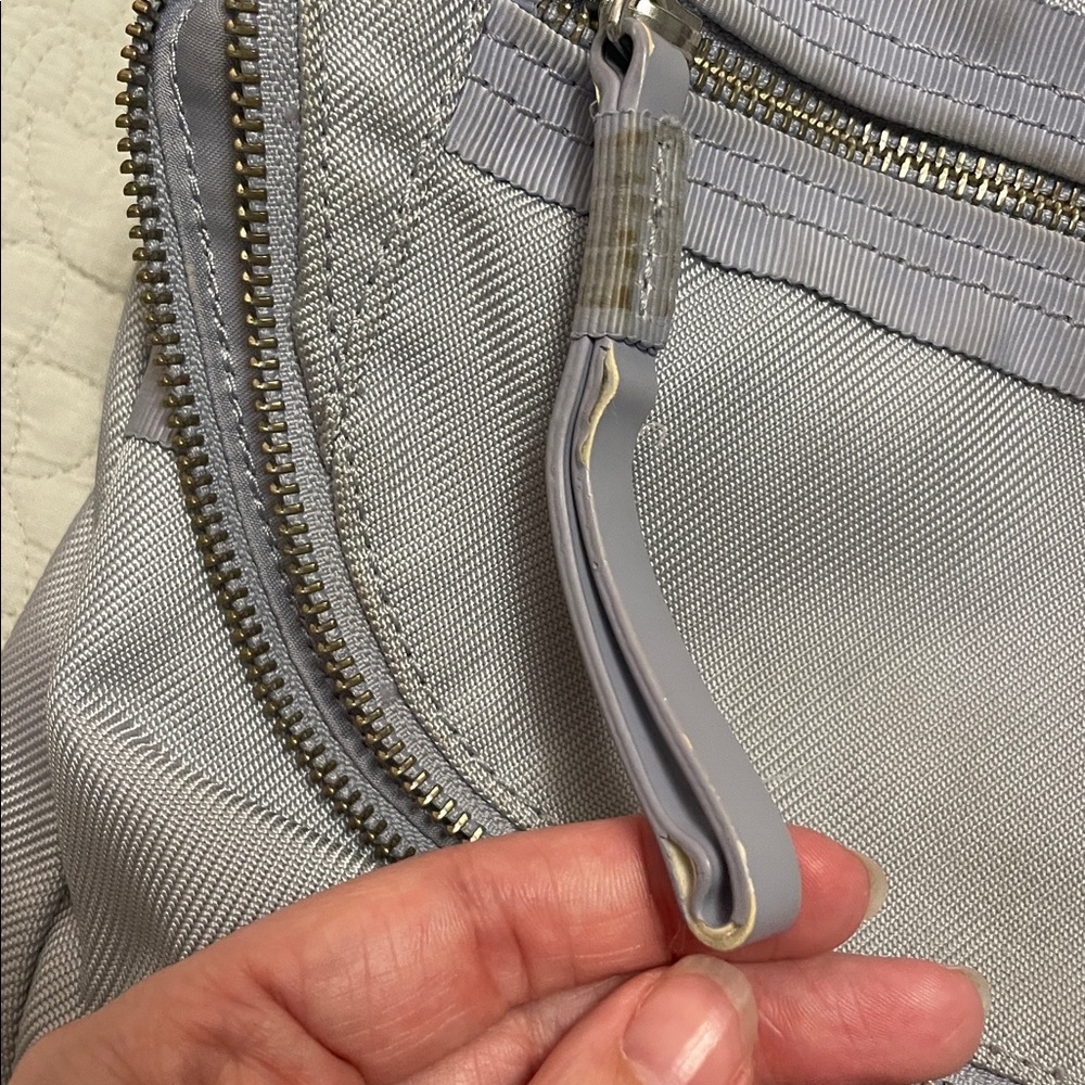 Lululemon Festival Bag II *5L - Berry Mist - Picture 4 of 8